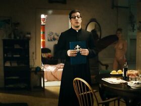 Жасмин Ришар голая, Марлен Моррейс секси – Блажен, кто верует (2012)