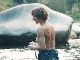 Юлия Кошиц голая – Джонатан (2016) #2