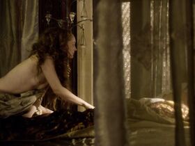 Лотта Вербек голая – Борджиа s01e02 (2011)