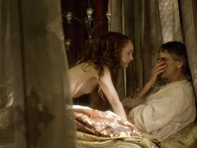 Лотта Вербек голая – Борджиа s01e02 (2011) #3