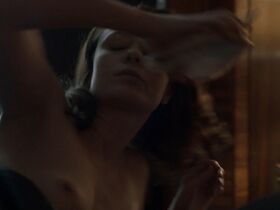 Мейв Дермоди голая, Сюзанна Уайз голая – Британские СС s01e01 (2017)