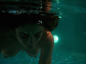 Грета Скарано голая – Истина в небесах (2016) #3