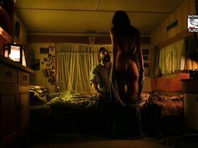 Лавиния Лонги голая – Горизонт s01e03 (2015) #3