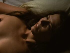 Антье де Бек голая – Магония (2001) #3