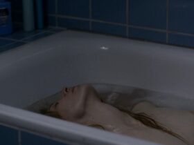 Лилит Штангенберг голая – Дикая (2016) #3