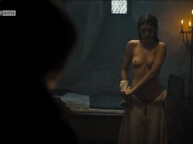 Софи Штробеле голая – Максимилиан s01e02 (2017)