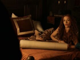 Сара Фельбербаум голая – Медичи: Повелители Флоренции s01e05 (2016) #3