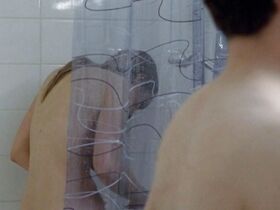 Клаудиа Хелен Хинтерекер голая, Ева Госцеевич голая – Телефон полиции — 110 s42e04 (2013) #2