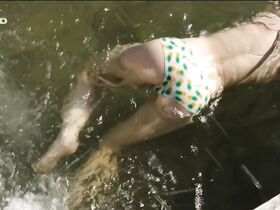 Анна Мария Штурм голая – Familie Sonntag auf Abwegen (2013) #2