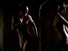 Гражина Вольщак голая, Мария Пешек голая, Юлита Фамульская голая, Малгожата Заштовт голая, Джоэнна Фидлер голая – The Witcher (2001)