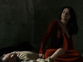 Натали Бланк голая – Тайна замка тамплиеров s01e04 (2010) #3