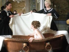 Кристиана Капотонди голая – Императрица Сисси (2009) #3