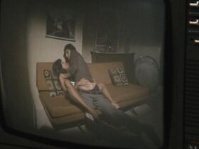 Ливия Черини голая – Пленница (1976) #2