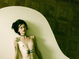 Тинатин Далакишвили голая – Квартет s01e01 (2017)