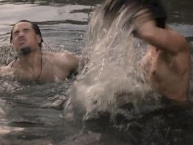 Пери Баумайстер голая – Последнее королевство s02e06 (2017)