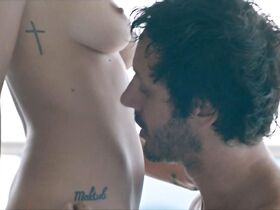 Мария Эухения Суарес Риверо голая – Красная нить (2016) #2