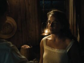 Генриетта Конфуриус голая – Сердце Стоун (2016) #3