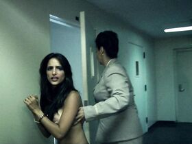 Моранн Пери голая – Покаяние (2009) #3