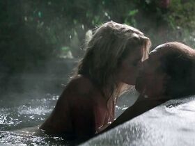 Рэйчел Тейлор секси – Gold (2016) #1