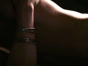 Бритт Робертсон голая – Чикабосс s01e08 (2017) #5