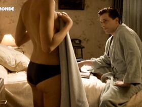 Лиззи Брошере голая – Маленький уголок Франции (2012) #2