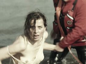 Катажина Херман голая, Анна Смоловик секси – Демон (2015)