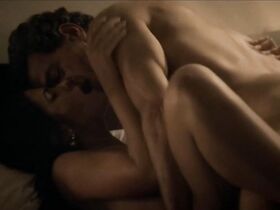 Антония Морайс голая – Лусия МакКартни s01e02 (2016) #3