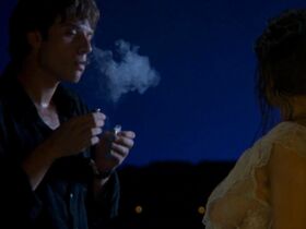 Лейла Карли голая – Нарушая запреты (2000) #3