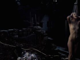 Жанетт Хайн голая – Драйлебен: Что-то лучшее, чем смерть (2011) #2