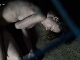 Петра Тенорова голая – Лабиринт s01e03 (2015)