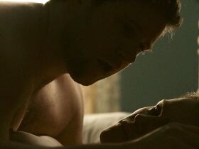 Анна Пэкуин голая – Бельвю s01e07 (2017) #1