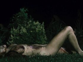 Стефани Даниэльсон голая – Грязь (2015) #3