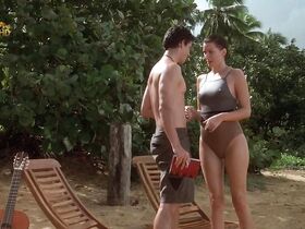 Элис Эванс голая – Очарование (2004)