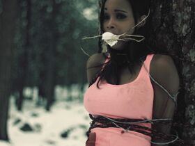 Аланна Форте голая – Игра в куклы (2015) #1