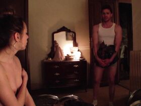 Юлия Молинс голая – Hooked Up (2013) #2