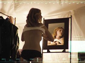 Эшли Хиншоу секси – Пирамида (2014)