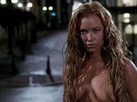 Кристанна Локен голая – Терминатор 3: Восстание машин (2003) #2