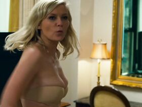 Кирстен Данст секси – Холостячки (2012) #3