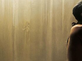 София Буш секси – Попутчик (2007)