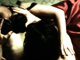 Вирджиния Мэдсен секси, Рона Митра секси – Роковое число 23 (2007)