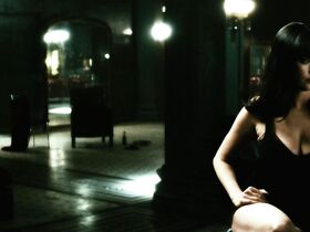 Вирджиния Мэдсен секси, Рона Митра секси – Роковое число 23 (2007) #3