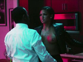 Кэсси голая – 3:00 (2015)