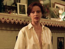 Женевьев Пико голая – Доказательство (1991) #1