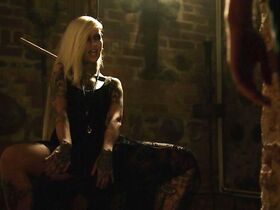 Сара Фабел голая – Кабинет (2015) #1