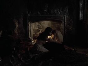 Хелена Бонем Картер голая – Леди Джейн (1986) #3