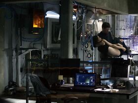 Оливия Уайлд секси – Эффект Лазаря (2015) #3