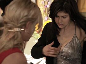 Александра Даддарио секси – Родители s03e08 (2011) #3