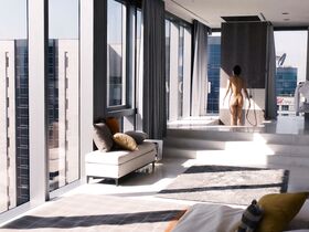 Пэ Ду-на голая, Эрендира Ибарра секси – Восьмое чувство s01e04 (2015)