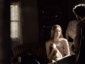 Эмма Дюмон секси – Водолей s01e01-02 (2015) #3