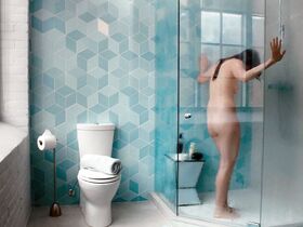 Катрин Рейтман голая – Работающие мамы s01e12 (2017)